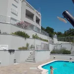 Sany With Pool - Lejlighed