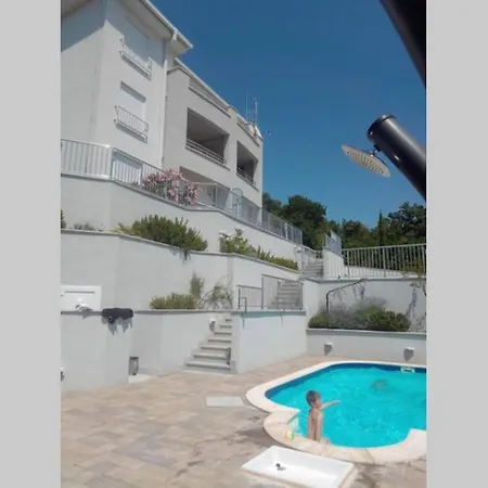 Sany With Pool - Crikvenica