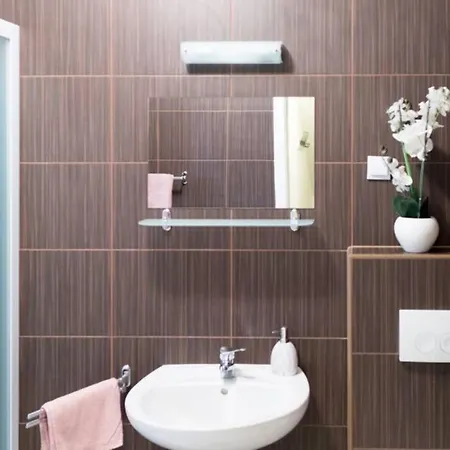 Apartment Sany With Pool - *