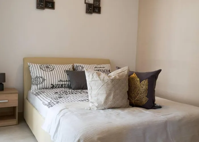 Appartamento Sany With Pool - *